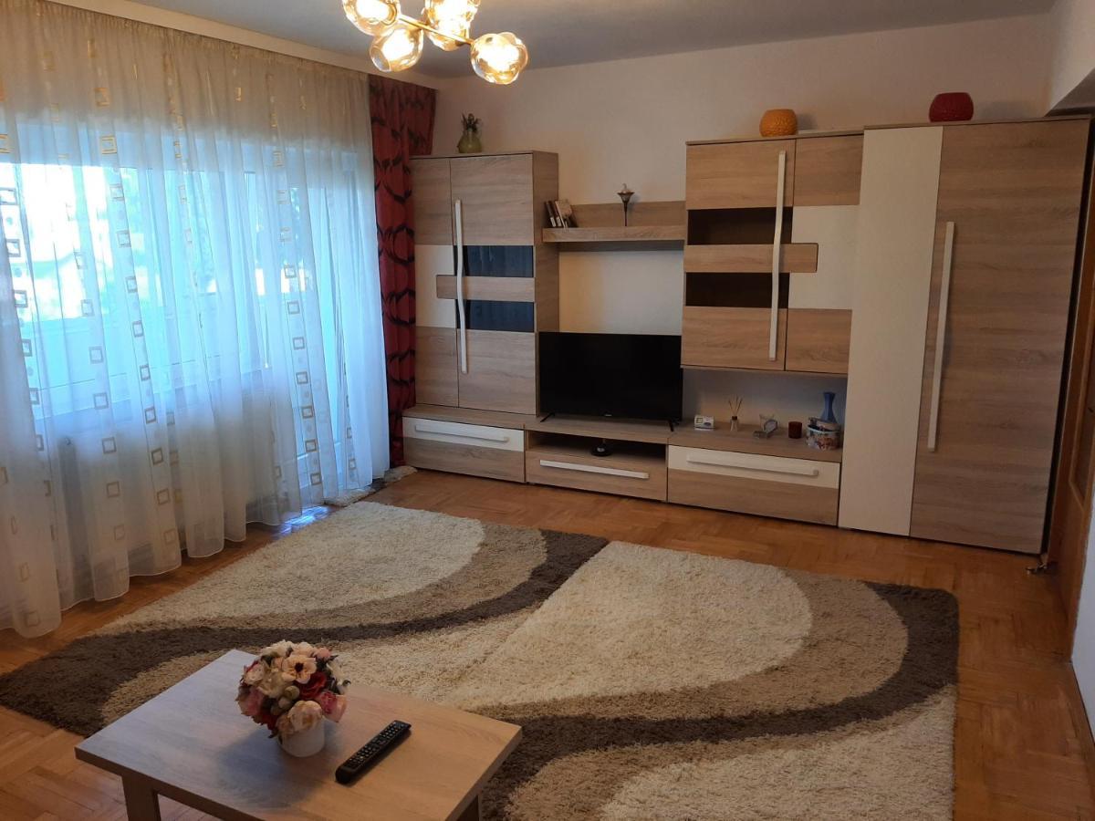 Ultracentral,Parcul Catedralei,Apartament 2 Camere Bacău Eksteriør billede