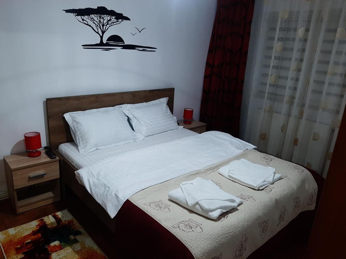 Ultracentral,Parcul Catedralei,Apartament 2 Camere Bacău Eksteriør billede