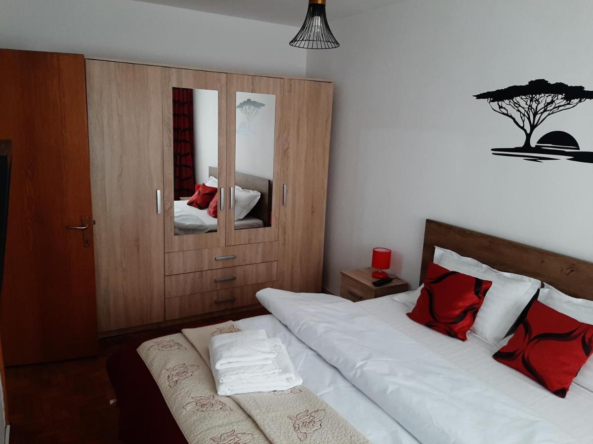 Ultracentral,Parcul Catedralei,Apartament 2 Camere Bacău Eksteriør billede